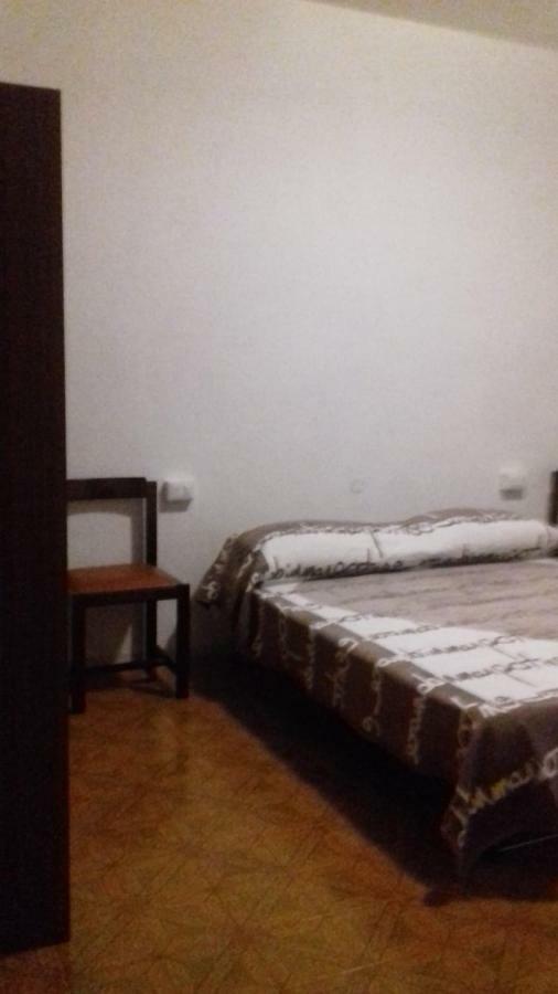 Вилла Casa Indipendente Con Garage Agrano Экстерьер фото