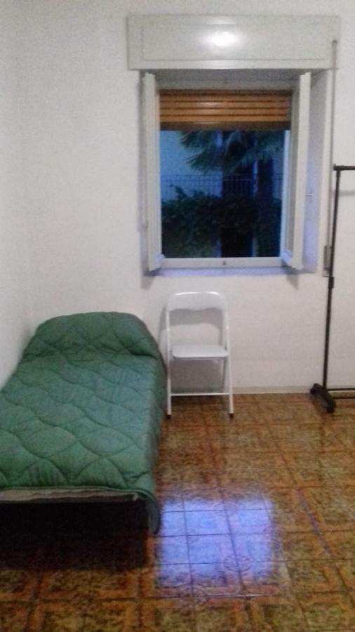 Вилла Casa Indipendente Con Garage Agrano Экстерьер фото